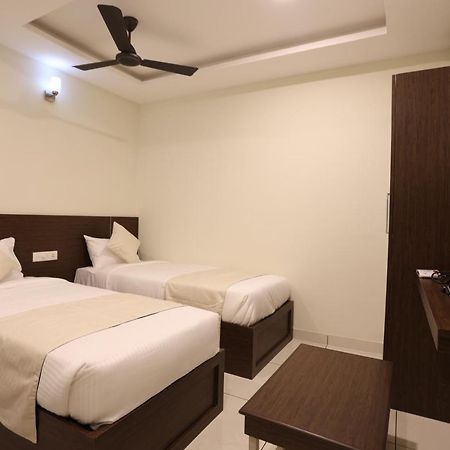 Lgp Residency Hotel Tiruchirappalli Kültér fotó