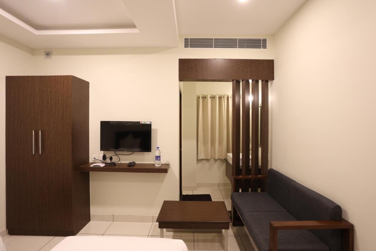 Lgp Residency Hotel Tiruchirappalli Kültér fotó