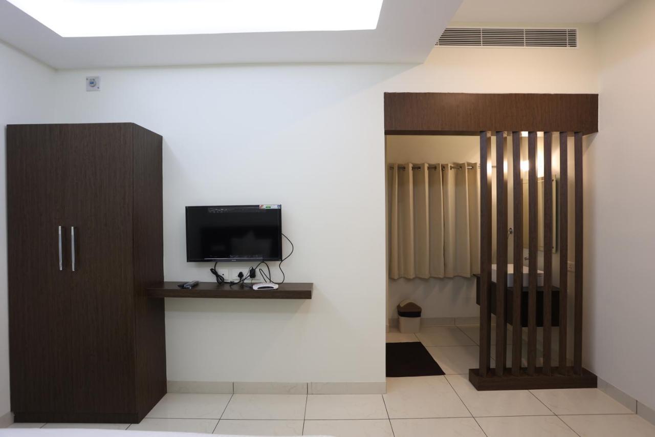 Lgp Residency Hotel Tiruchirappalli Kültér fotó