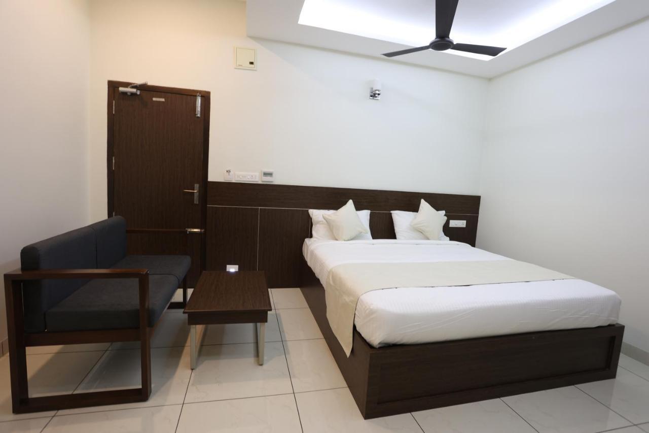 Lgp Residency Hotel Tiruchirappalli Kültér fotó